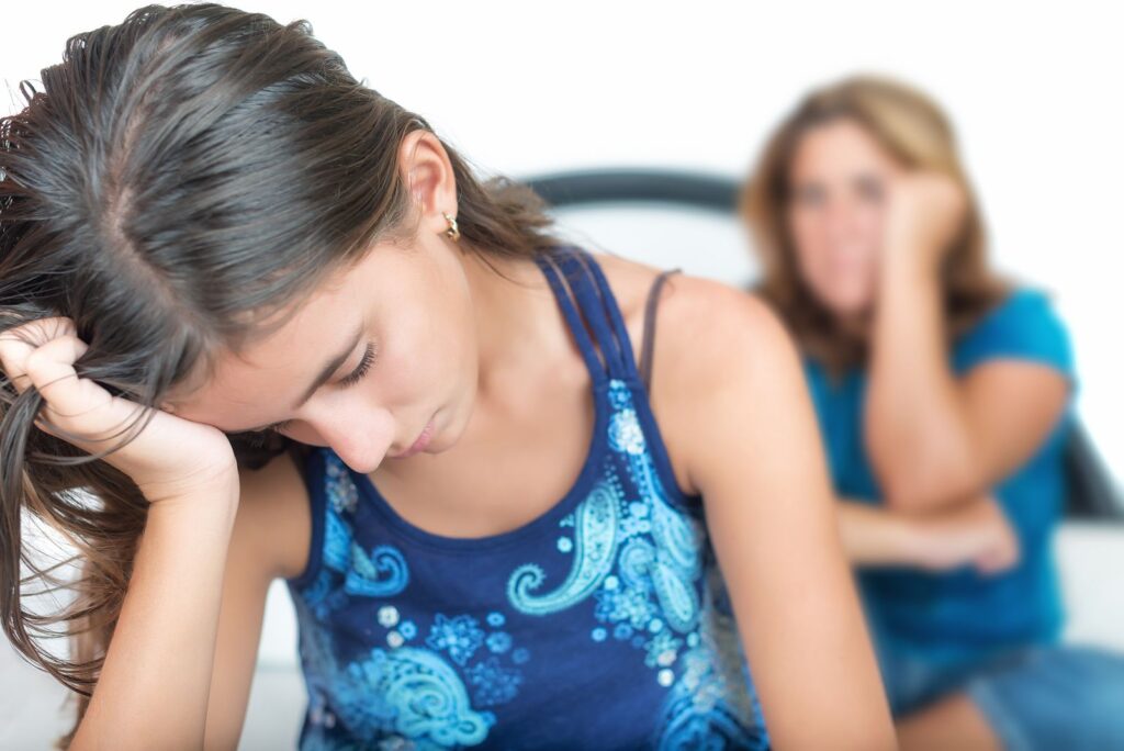 adolescente-saude-mental-1024x684 Idade Média para o Desenvolvimento de Transtornos Mentais: O Que Saber