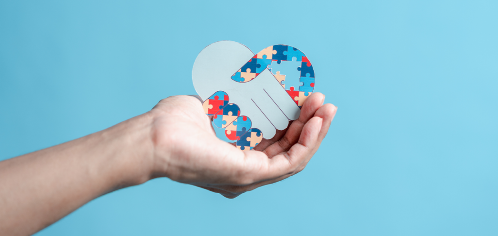 7f4aba8416f22cb51ed46d5e8876ec98ebdaf323-1024x486 Autismo na Vida Adulta: Principais Desafios e Estratégias de Inclusão Social com Base Científica