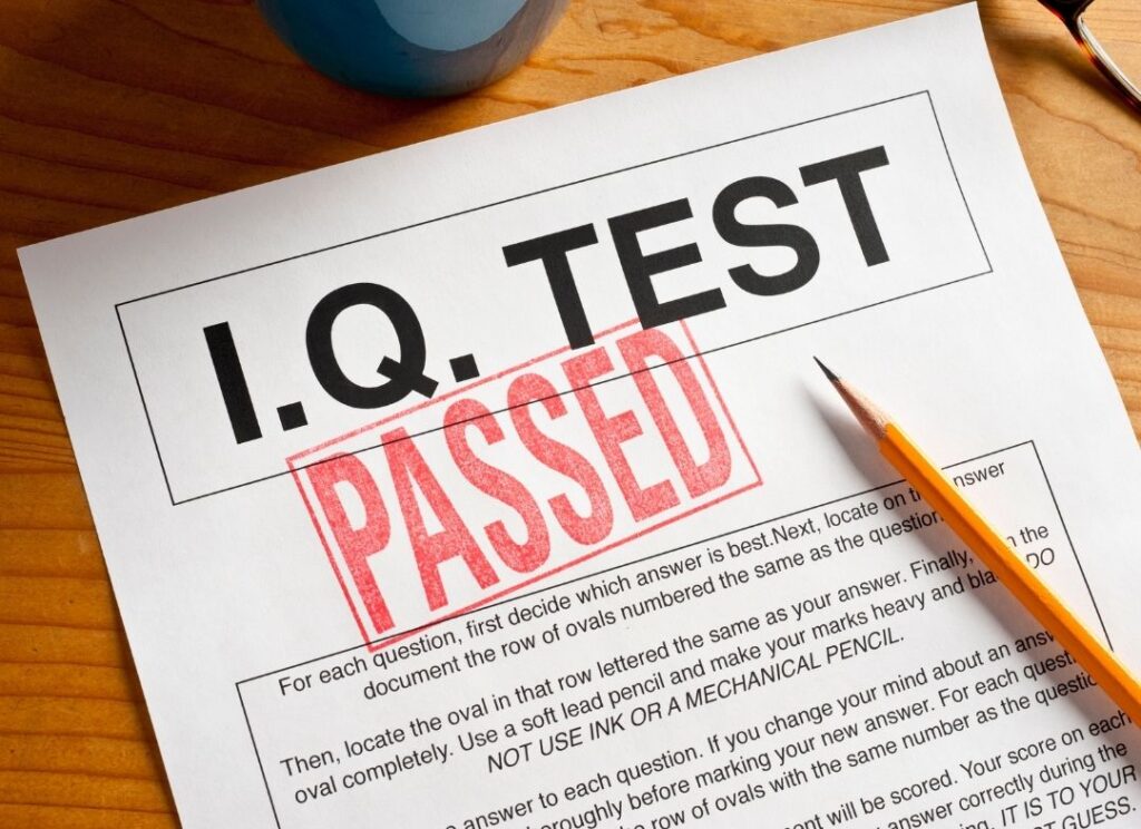 teste-de-qi-1024x744 Teste de Q.I: O Que É, Como Funciona e o Que Realmente Mede a Inteligência